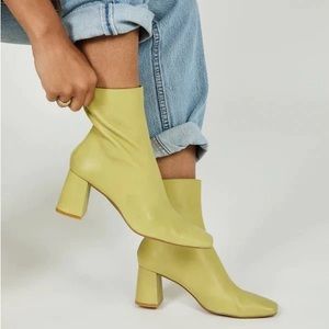 INTENTIONALLY BLANK Lime Heeled Boots